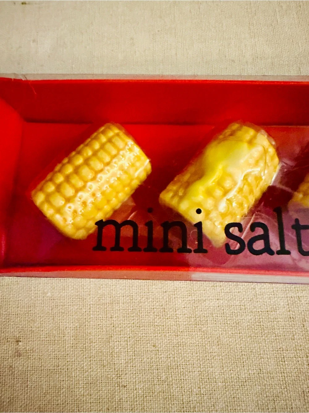 Vintage Boston Warehouse Mini Corn on the Cob Salt and Pepper Shaker Set NIB